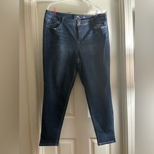 20w jeans 1822 Brand never used